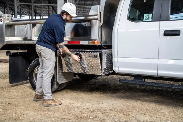 1705105 Silver Diamond Tread Aluminum Underbody Truck Box with T-Handle Latch, 18 x 18 x 36 Inch, Durable Contractor Toolbox For