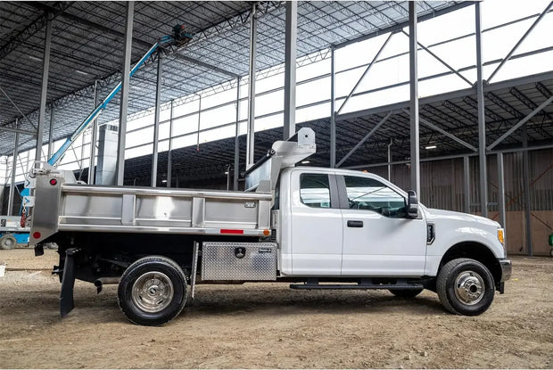 1705105 Silver Diamond Tread Aluminum Underbody Truck Box with T-Handle Latch, 18 x 18 x 36 Inch, Durable Contractor Toolbox For